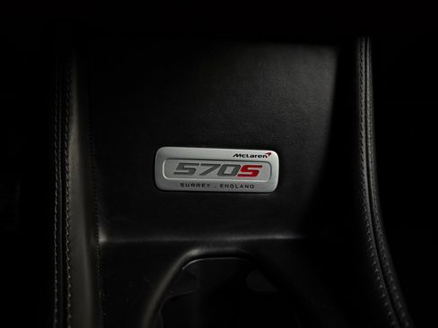 Used 2017 McLaren 570S Coupe image 32