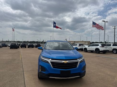 Used 2024 Chevrolet Equinox LT AWD/4WD image 4