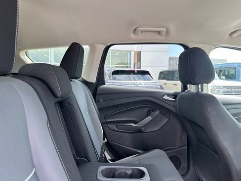 Used 2015 Ford Escape SE FWD image 14