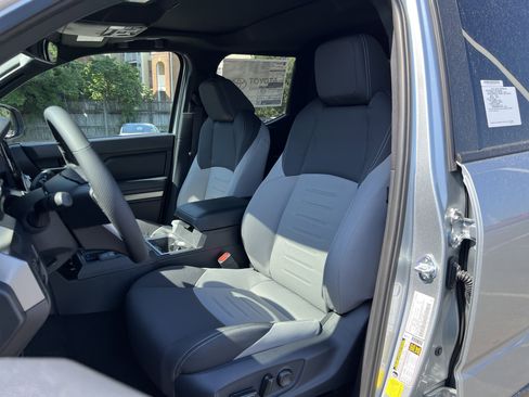 New 2026 Toyota Tacoma TRD Off-Road AWD/4WD image 11