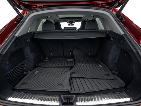 Used 2025 Audi Q5 Premium Plus w/ Premium Plus AWD/4WD image 21