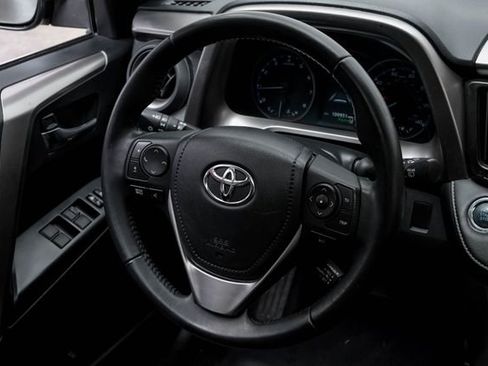 Used 2018 Toyota RAV4 XLE image 24