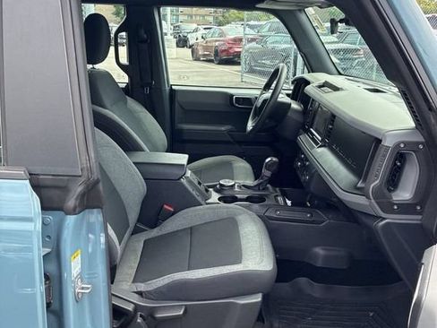 Used 2022 Ford Bronco 4-Door AWD/4WD image 6