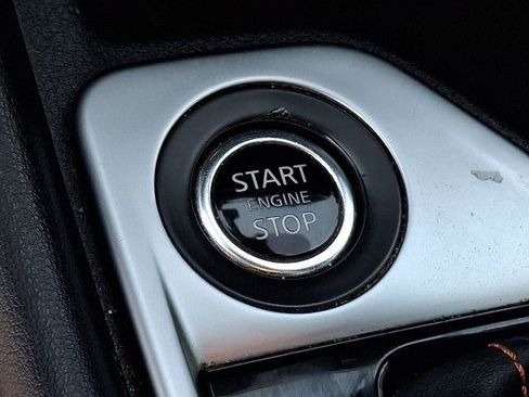 Certified 2023 Nissan Sentra SR w/ SR Premium Package FWD image 24