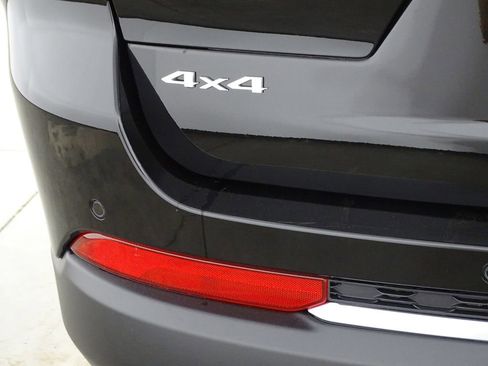 New 2025 Jeep Grand Cherokee L Laredo image 45