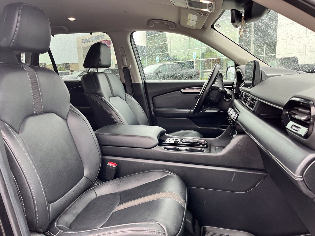Used 2025 Honda Pilot EX-L image 7