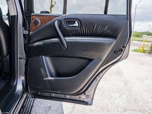 Used 2020 Nissan Armada SL w/ Premium Package RWD image 16