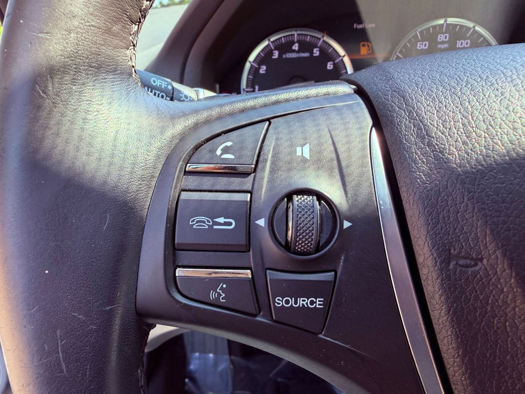 Used 2017 Acura TLX w/ Technology Package FWD image 20
