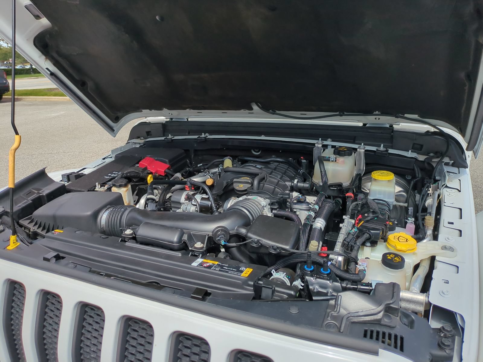 Used 2023 Jeep Wrangler Unlimited Rubicon w/ Cold Weather Group AWD/4WD image 33