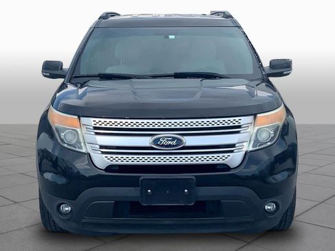 Used 2014 Ford Explorer XLT AWD/4WD image 4