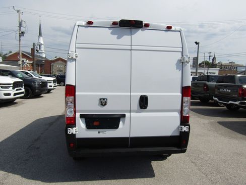 Used 2021 RAM ProMaster 1500 FWD image 4