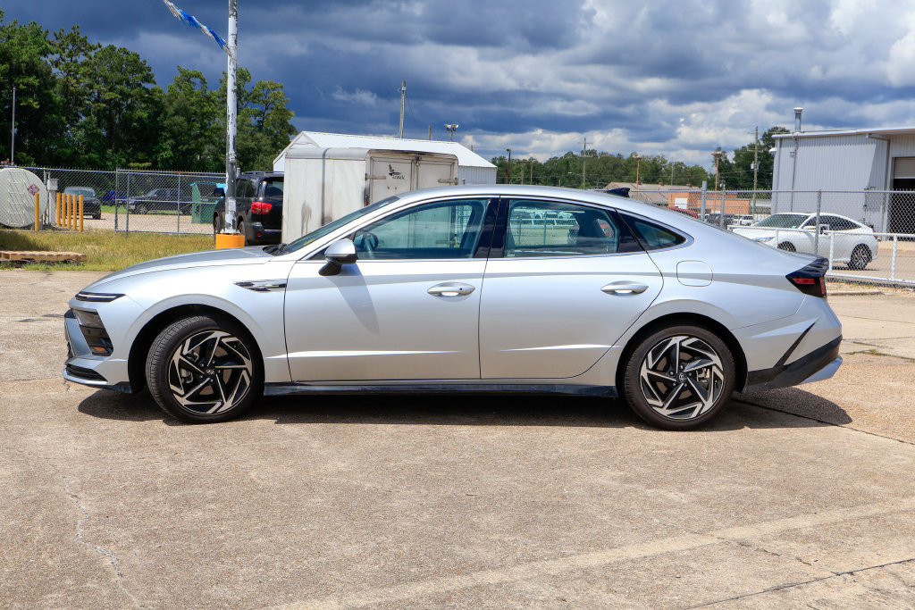 Certified 2026 Hyundai Sonata SEL FWD image 24