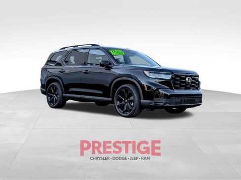 Used 2025 Honda Pilot Black Edition image 5
