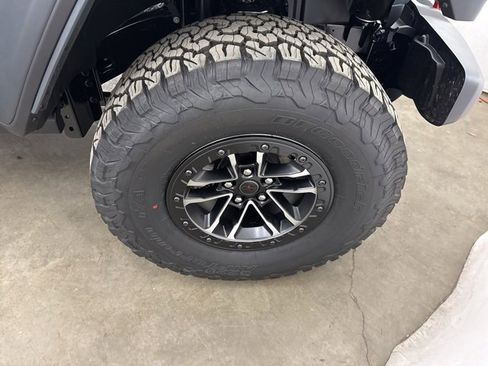 New 2026 Jeep Wrangler Unlimited Rubicon w/ Technology Group image 22