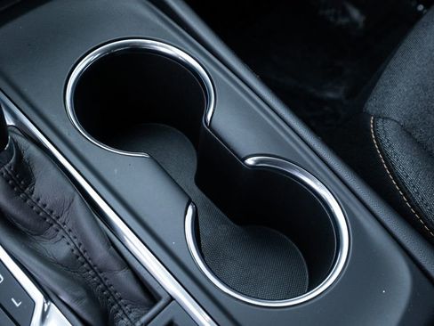 Used 2021 Chevrolet Equinox LT image 26