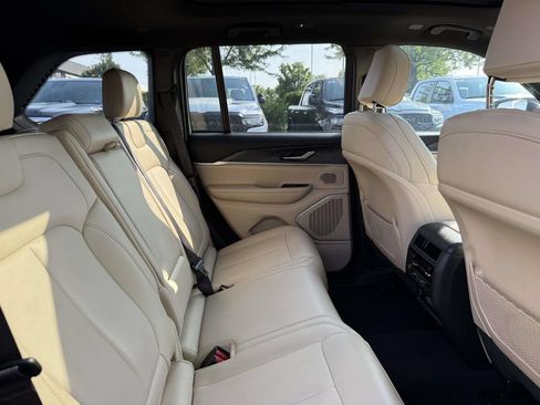 Used 2024 Jeep Grand Cherokee Limited 4xe AWD/4WD image 15