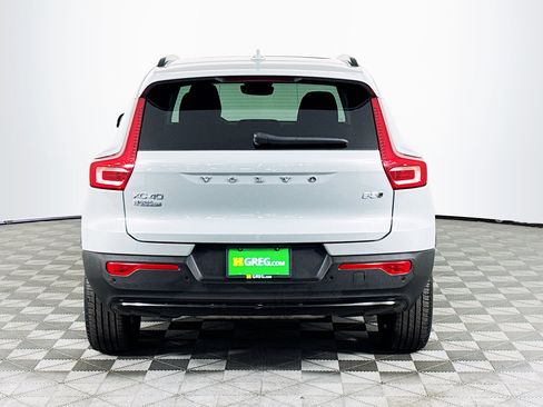 Used 2026 Volvo XC40 B5 Plus AWD/4WD image 7
