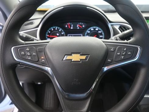 Used 2025 Chevrolet Malibu LT image 30