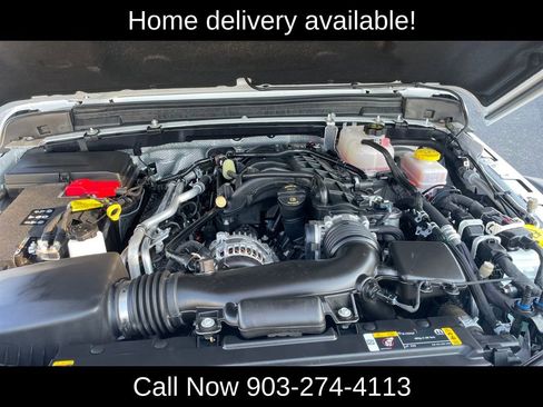 Used 2025 Jeep Wrangler Unlimited Rubicon image 23