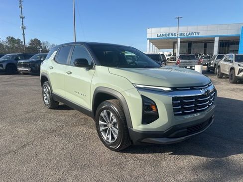New 2026 Chevrolet Equinox LT image 1