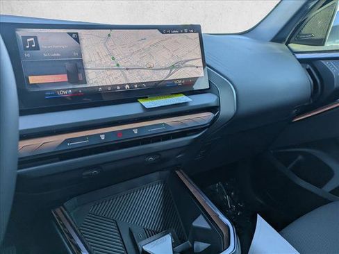 New 2026 BMW X3 xDrive30 w/ Premium Package image 12