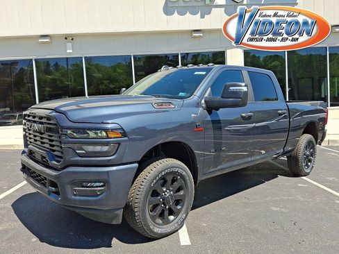New 2026 RAM 2500 Big Horn AWD/4WD image 1