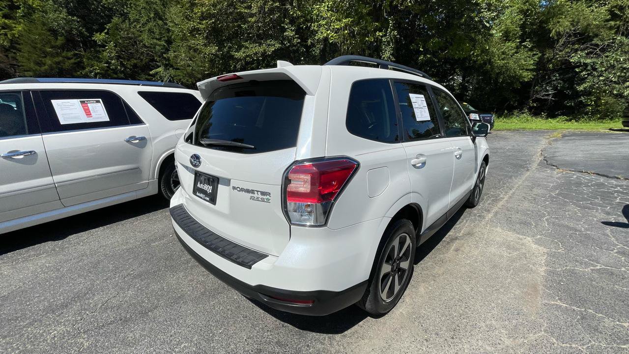 Used 2017 Subaru Forester 2.5i Premium AWD/4WD image 8