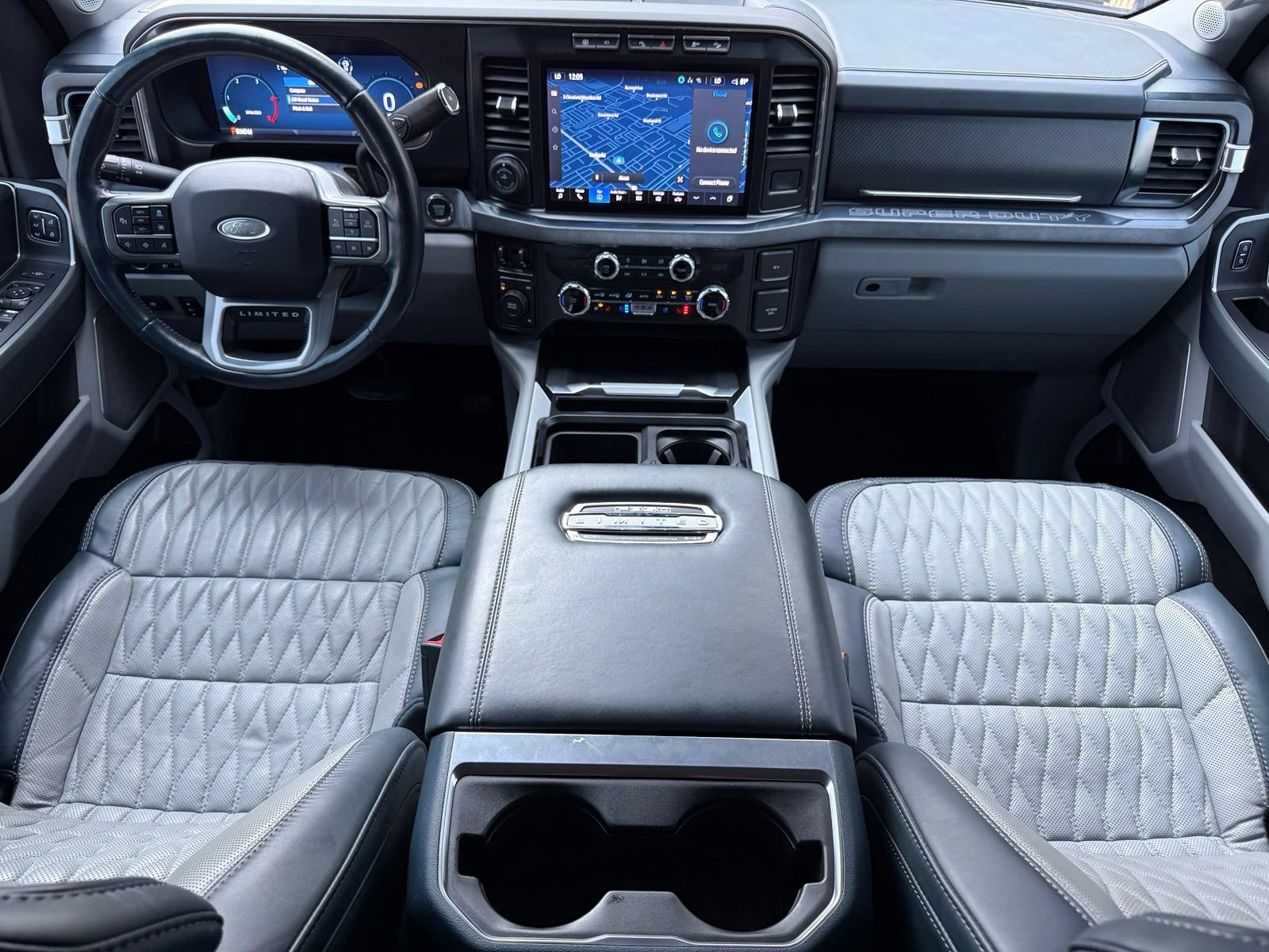 Used 2024 Ford F350 Limited w/ FX4 Off-Road Package AWD/4WD image 2