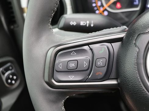 Used 2025 Jeep Wrangler Sport S image 20