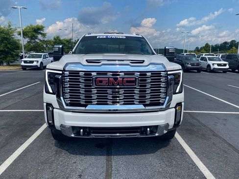 Used 2024 GMC Sierra 2500 Denali w/ Denali Reserve Package AWD/4WD image 2