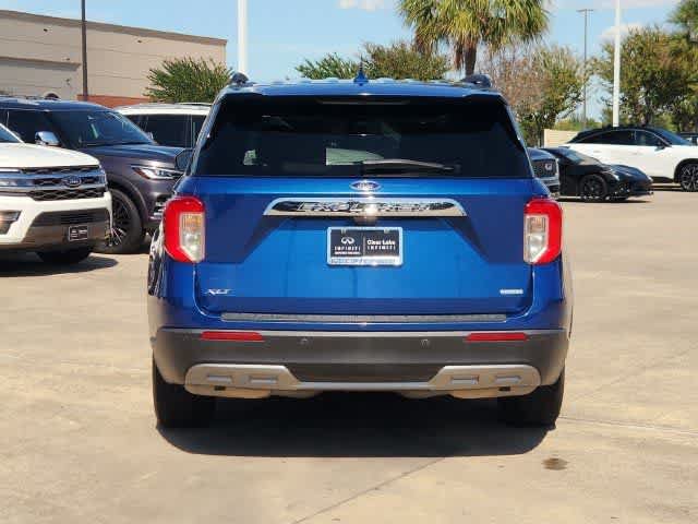 Used 2020 Ford Explorer XLT w/ Equipment Group 202A RWD image 5
