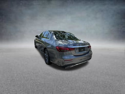 Used 2023 Mercedes-Benz E 350 4MATIC Sedan image 5