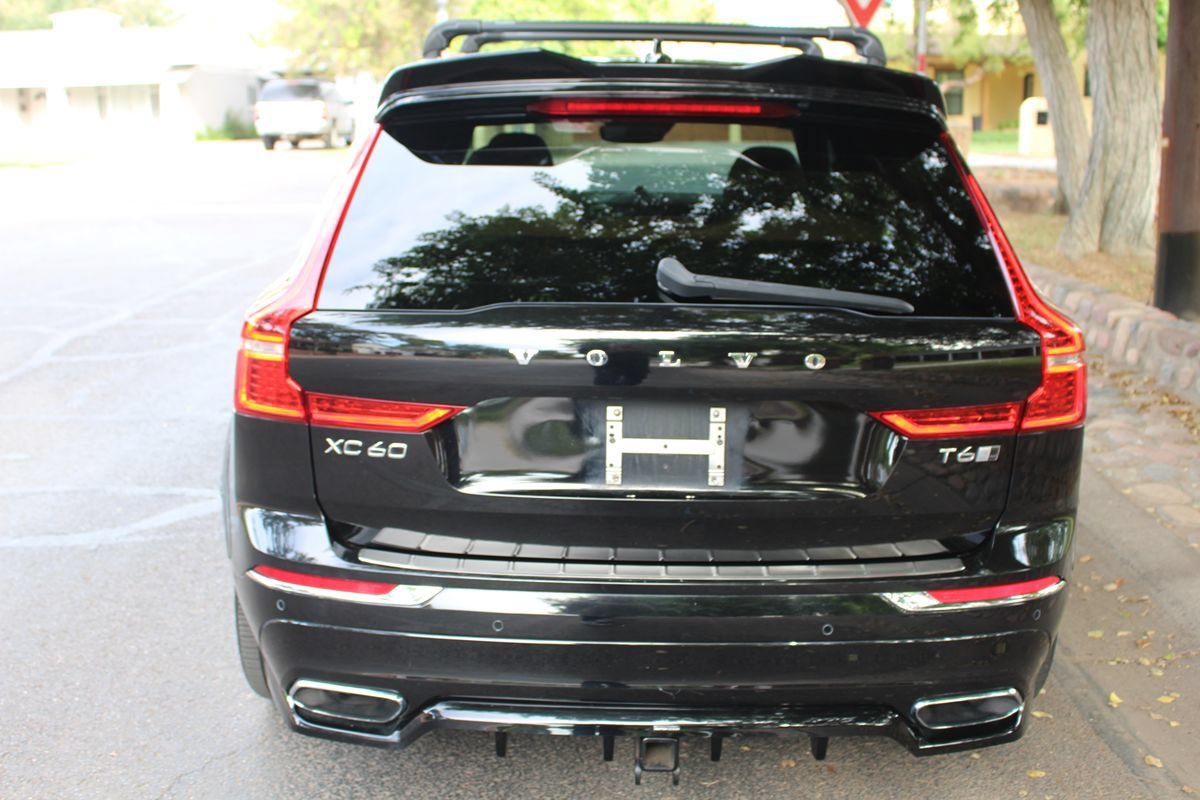 Used 2018 Volvo XC60 T6 Inscription w/ Luxury Seat Package AWD/4WD image 5