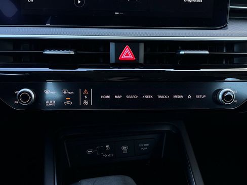 Used 2025 Kia K5 LXS image 28