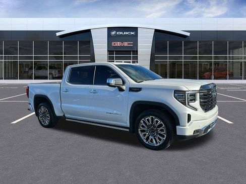 Used 2025 GMC Sierra 1500 Denali Ultimate AWD/4WD image 8