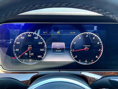 Used 2020 Mercedes-Benz E 350 4MATIC Sedan image 26