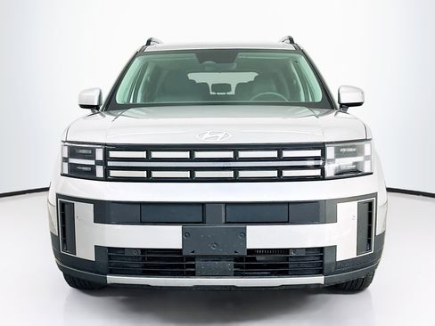 Used 2025 Hyundai Santa Fe SEL image 2