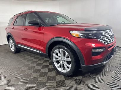 Certified 2023 Ford Explorer Platinum w/ Technology Package