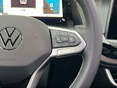 New 2026 Volkswagen Atlas Cross Sport SEL image 32