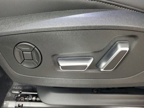 New 2026 Audi Q3 quattro 2.0T image 21