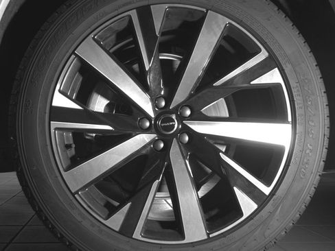 Certified 2026 Volvo XC90 B6 Core AWD/4WD image 21
