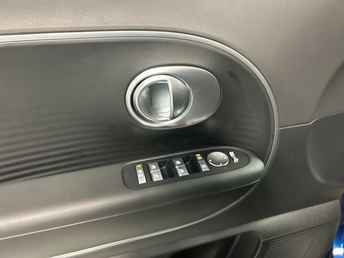 Used 2026 Hyundai Ioniq 9 SE image 12