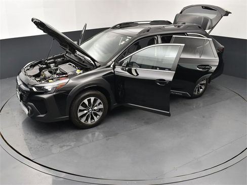 Used 2025 Subaru Outback Limited XT w/ Popular Package #2 image 27