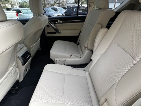 Certified 2022 Lexus GX 460 Premium image 32