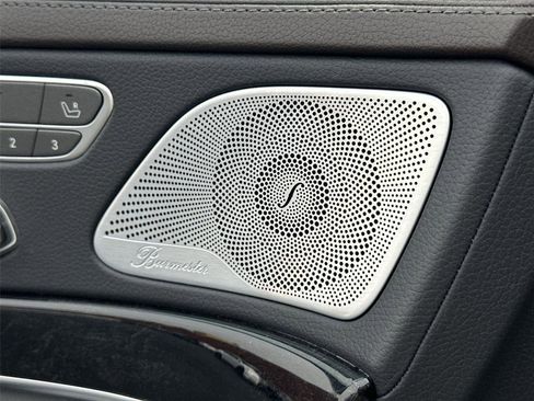 Used 2020 Mercedes-Benz S 560 Sedan image 41