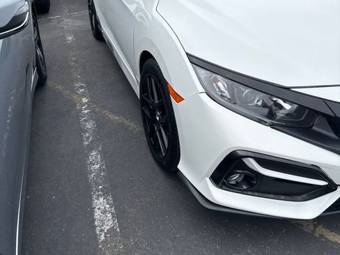 Used 2020 Honda Civic Sport image 3
