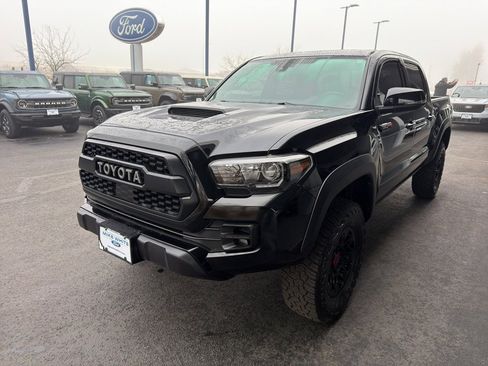Used 2019 Toyota Tacoma TRD Pro image 3