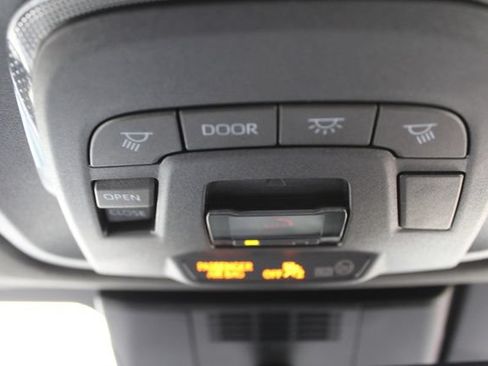 Certified 2026 Toyota C-HR AWD/4WD image 27