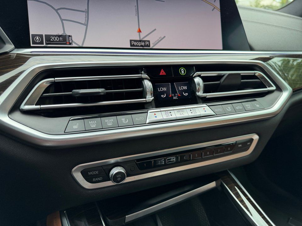 Used 2019 BMW X5 xDrive40i w/ Premium Package 2 AWD/4WD image 18