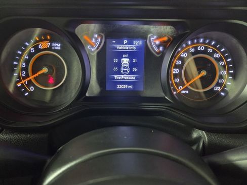Used 2024 Jeep Wrangler Unlimited Sport AWD/4WD image 14